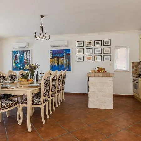 Villa Dalmacija Marina